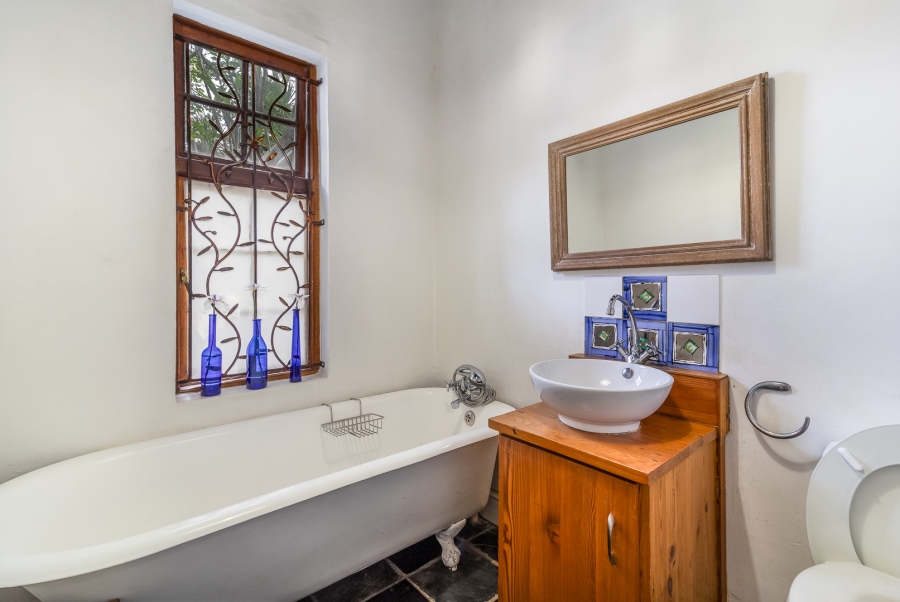 6 Bedroom Property for Sale in Paarl Central Western Cape